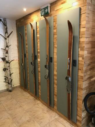 Skischränke mit Schuhtrockner
