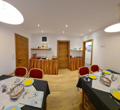 20220212_072804_resized_1[1284]