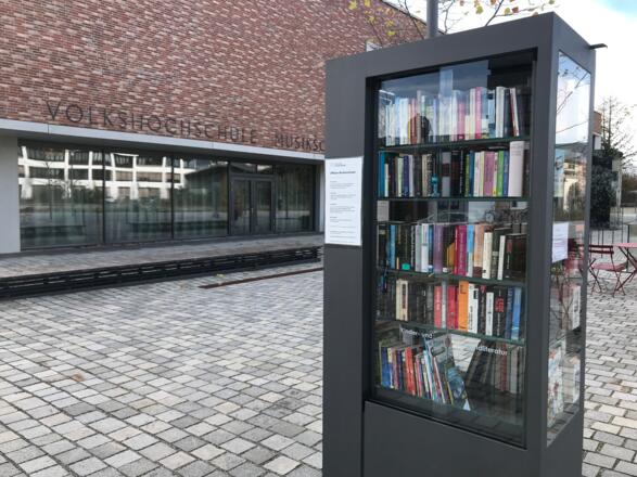 Offener Bücherschrank