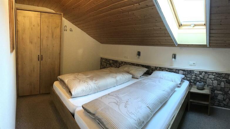 Schlafzimmer FeWo 1