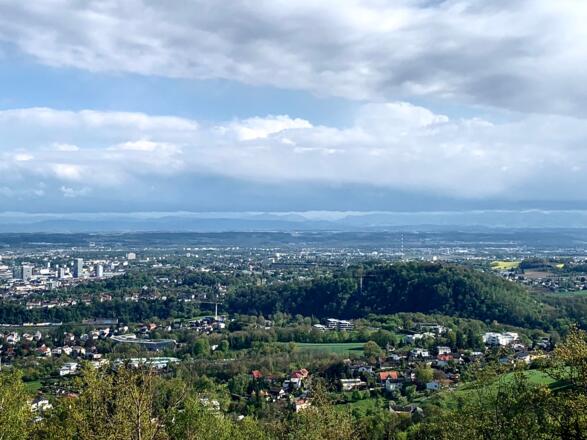 Blick vom Pöstlingberg auf Linz