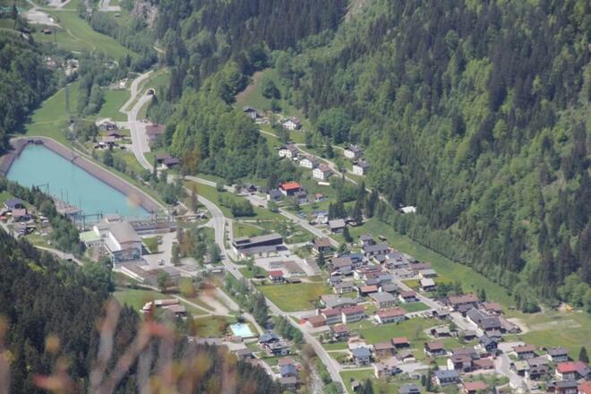 Blick auf Partenen vom Bärenboden