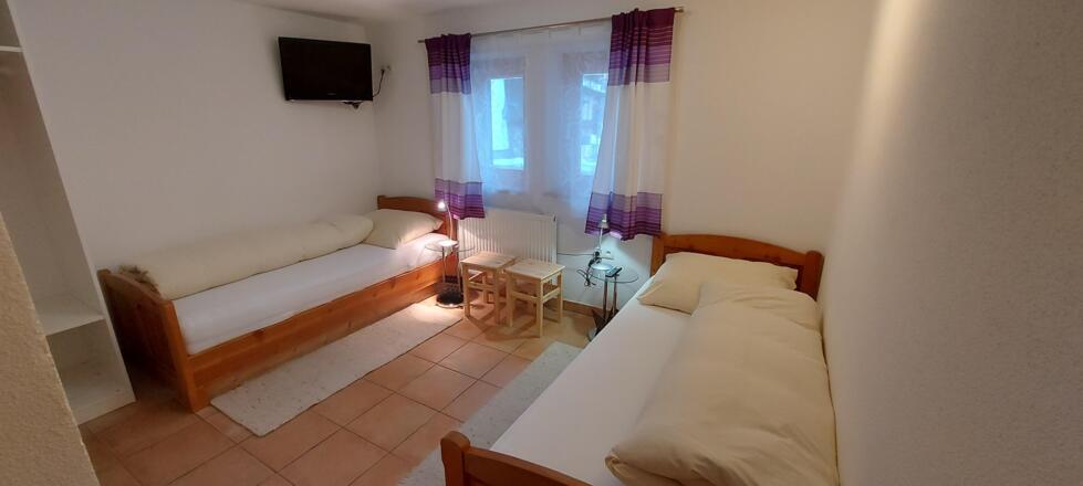 Zweibettzimmer 1