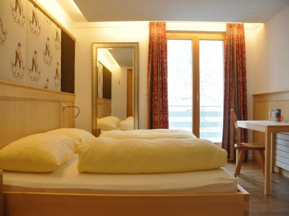 Hotel Kreuz Zimmer 14