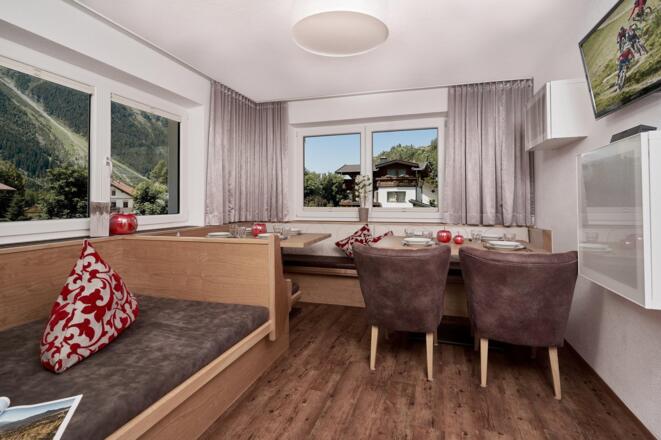 Wohn- und Esszimmer