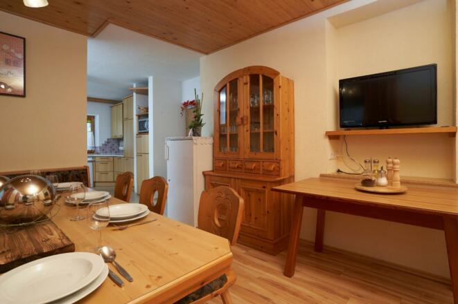 Küche mit Essbereich