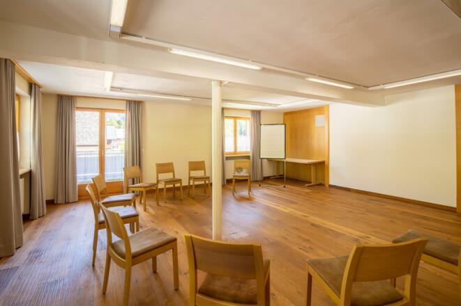 Seminarraum klein 1(C) hefti-impressions