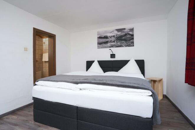 Doppelzimmer mit Dusche/WC