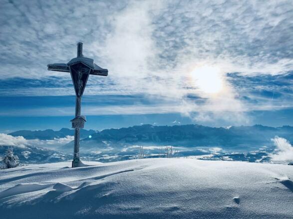 Winter am Hausberg Mittag