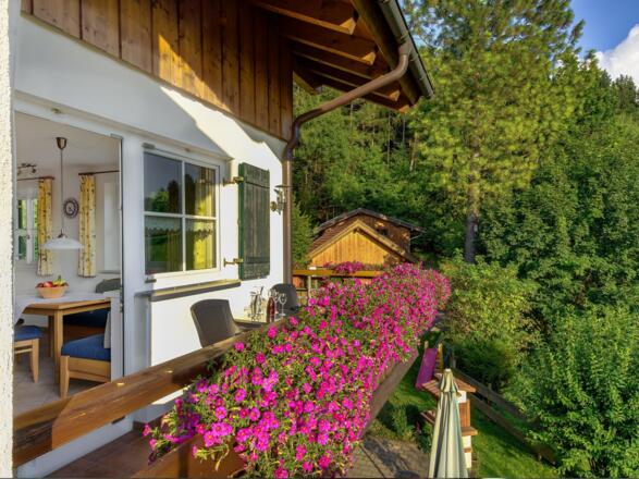 ALPENROSE Balkon zum relaxen und Ausblick genießen