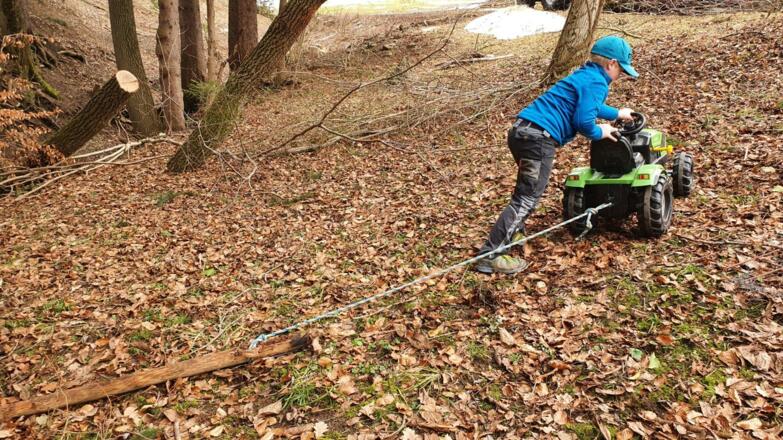 Spielen mit unseren Tretfahrzeugen