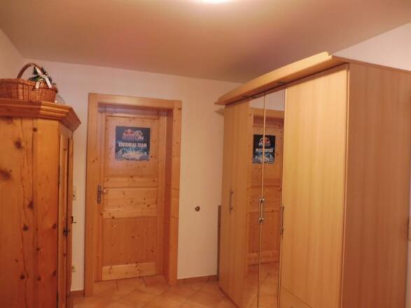 Schrank