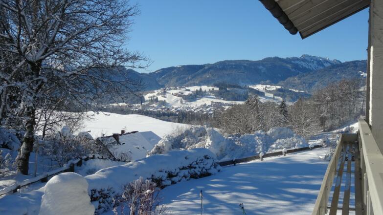 Blick vom Balkon So.