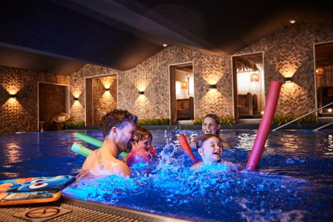 TaNte FriDa Schwimmbad