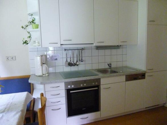 Küche mit anschließender Eckbank