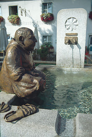 Der Klosterbrunnen lädt zei einen kleinen Rast und Erfrischung ein.