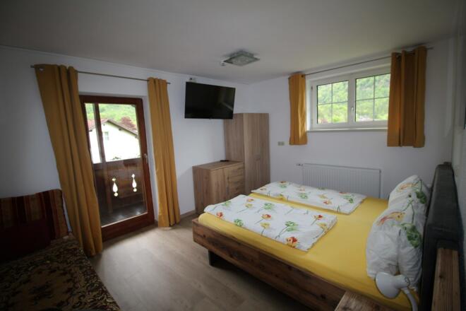 Schlafzimmer 2