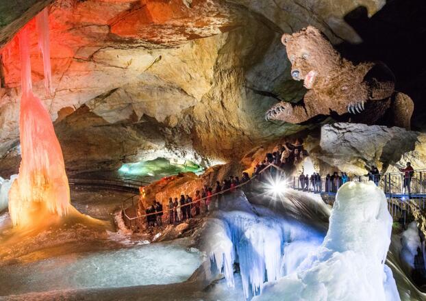 Dachstein Rieseneishöhle am Krippenstein