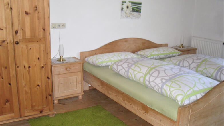 Schlafzimmer Ferienwohnung 2 Feichtingerhof