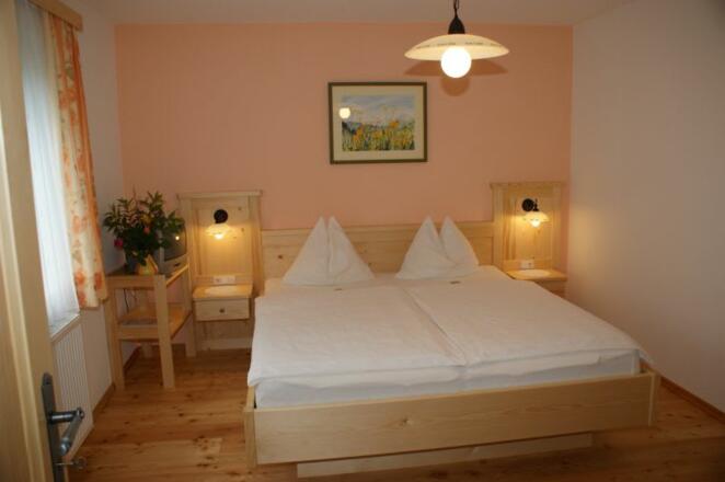 Buche Schlafzimmer vorne