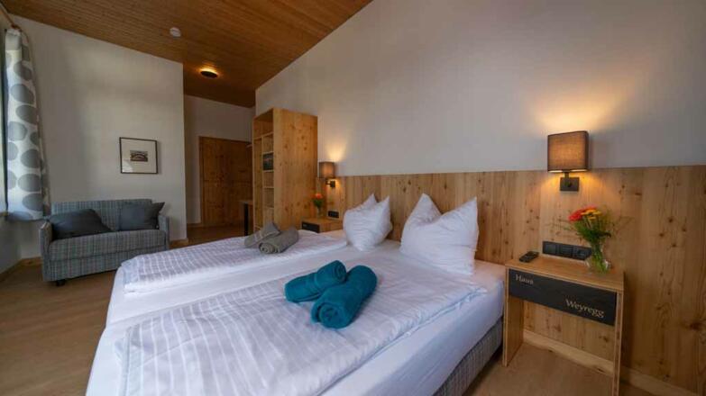 HW Zweibettzimmer Nr 17 tour