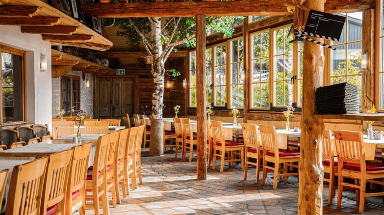 Voralpenhotel Schmoller Berg im Attergau