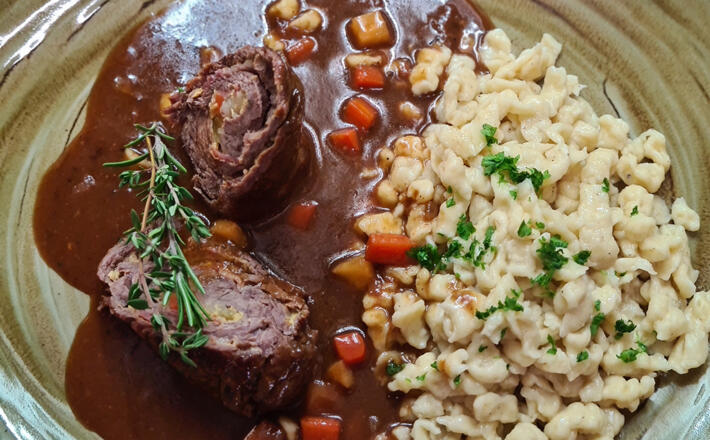 Rinderroulade mit Spätzle im Brandtnerhof