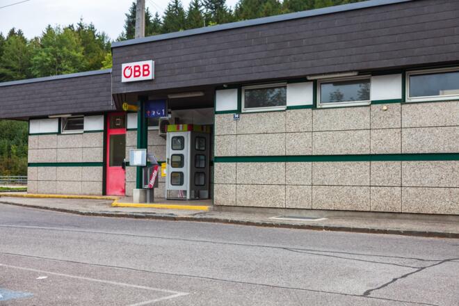 Bahnhof Vöcklamarkt