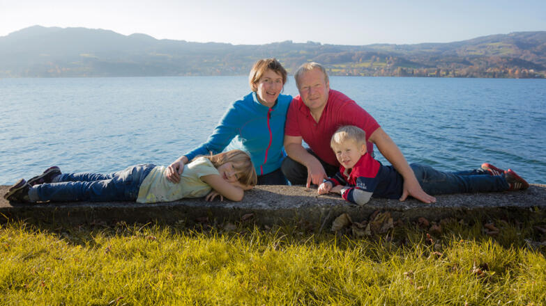 Familie Holzinger Mostschenke Grablerhof  Steinbach am Attersee