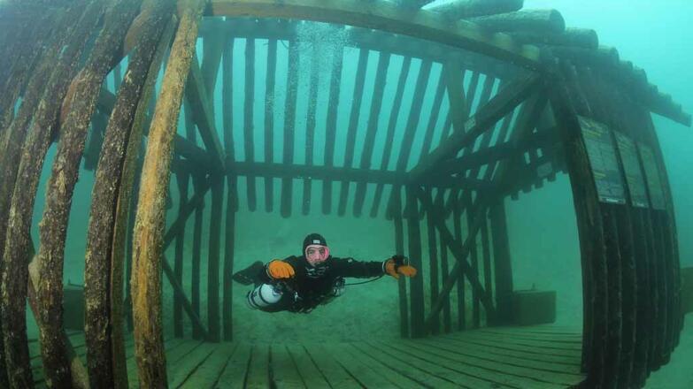 2019-Tauchen-im-Attersee3-Angelika-Neuhofer_copyrightTVB_Attersee-Attergau tour