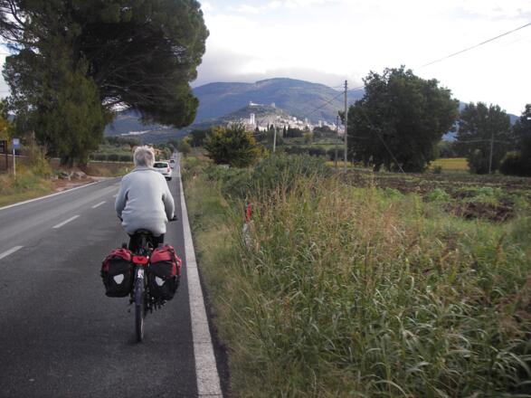 Assisi taucht auf