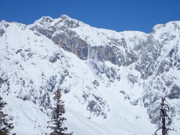 Neuschneerutsch über die Hochkönig Südwand