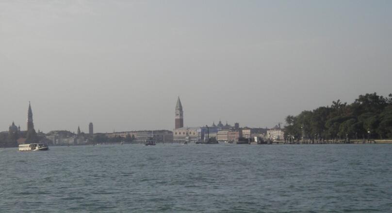 Vorbeifahrt Venedig