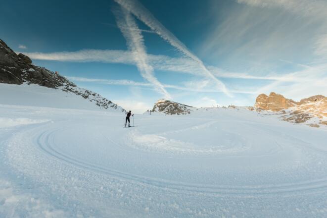Ein Langläufer auf der Ramsauer Loipe am Schladminger Gletscher