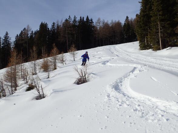 Abfahrt entlang der Pistentrasse