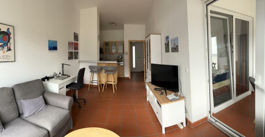 Blick vom Wohnzimmer zur Küche