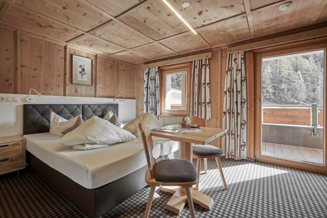 DZ mit Zustellbett