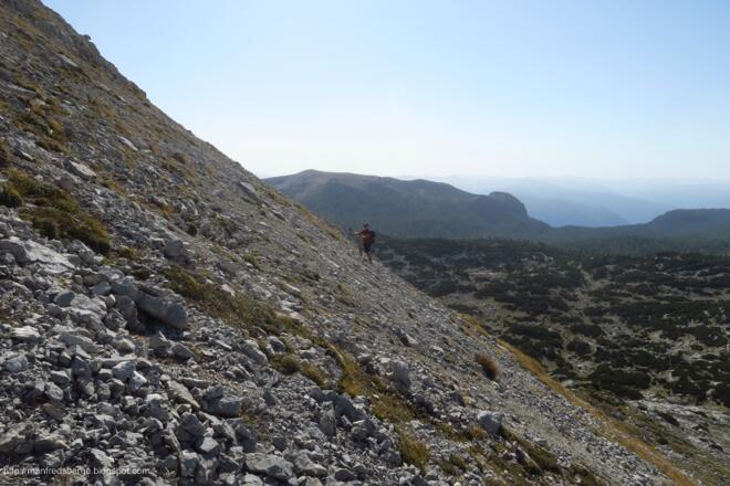 Wieder weglos im steilen Gelände beim Aufstieg zum Torstein