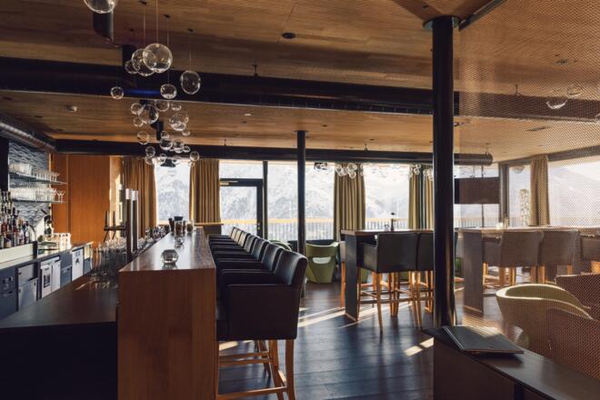 Skybar 4*S Hotel Schöne Aussicht