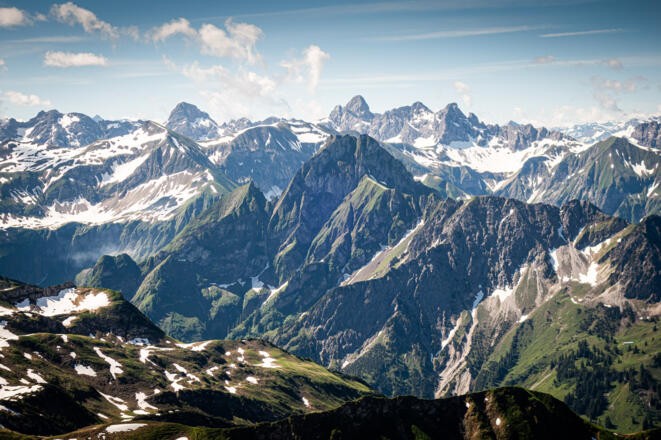 Blick zur Höfats, im Hintergrund der Krottenspitzgrat und Krottenkopf.
