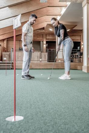 gurgl_indoor_golf_03_23