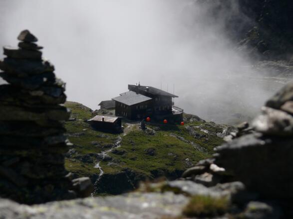 Nebelstimmung an der Wangenitzseehütte