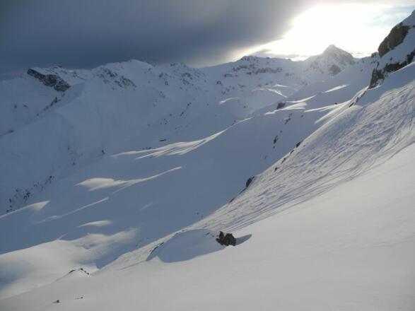 im Aufstieg zum Almkogel