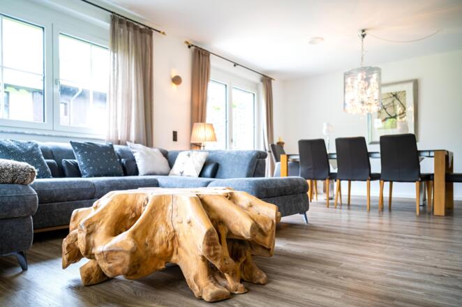 1_2022 05 31 FeWo Gartenresidence Killinger WoZi 3