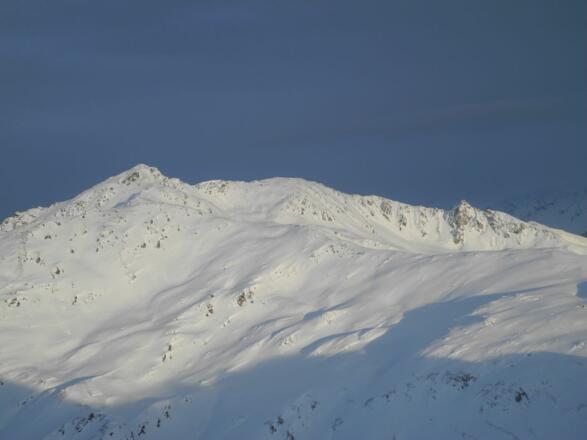 Blick auf die Berge von morgen