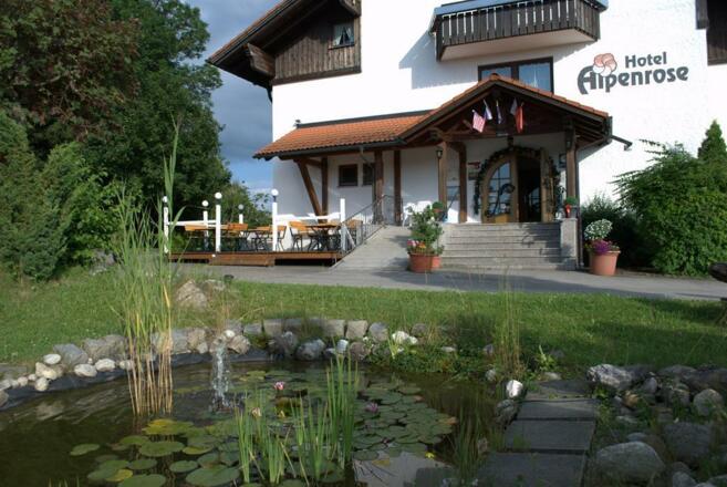 Hotel Alpenrose, Sommer, Hoteleingang