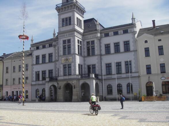 Greitz, Schloss und Kirche