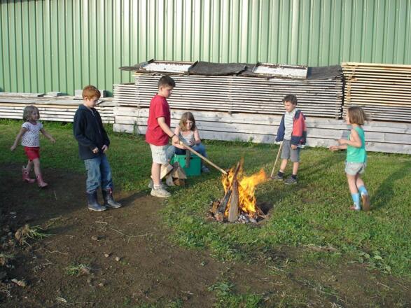 Lagerfeuer im Garten