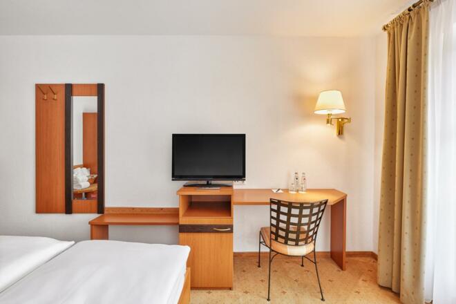 h-hotels_superior-doppel-01-oberstaufen-koenigshof