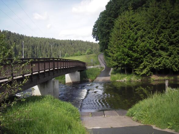 Brücke und Furt über Elster